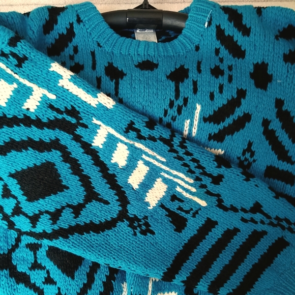 New CB Sport sweater - NWOT - Picture 6 of 6